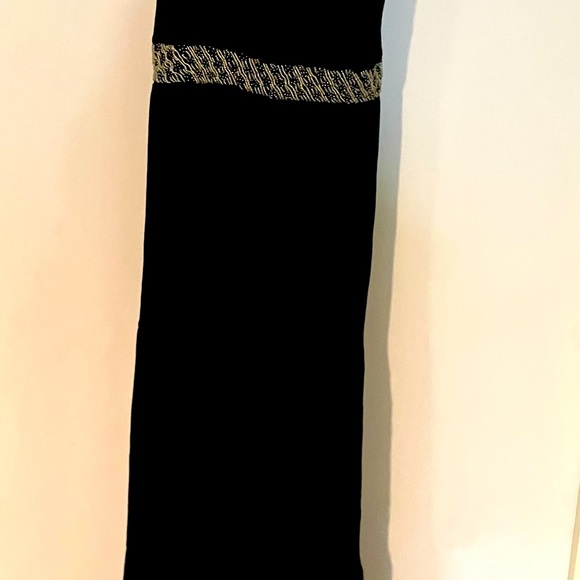 Long black beaded maxi dress. Spaghetti straps. - Picture 5 of 5